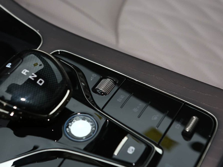 BYD Han DM-i 125KM Top 2025 - 41 BYD Han DM-i 125KM Top 2025 - 41 | kz.bex-auto.com