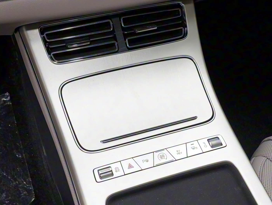 BYD Han DM-i 245KM Top 2025 - 40 BYD Han DM-i 245KM Top 2025 - 40 | kz.bex-auto.com