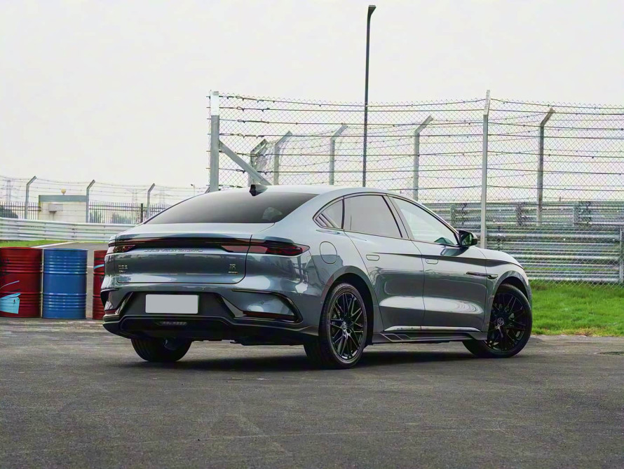 BYD Han DM-i 245KM Top 2025 - 4 BYD Han DM-i 245KM Top 2025 - 4 | kz.bex-auto.com