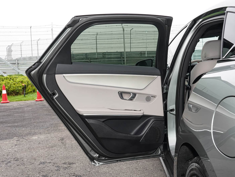 BYD Han DM-i 245KM Top 2025 - 51 BYD Han DM-i 245KM Top 2025 - 51 | kz.bex-auto.com