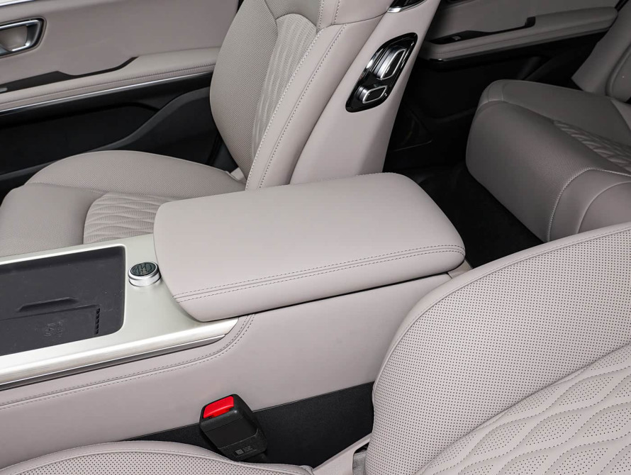 BYD Han DM-i 245KM Top 2025 - 45 BYD Han DM-i 245KM Top 2025 - 45 | kz.bex-auto.com