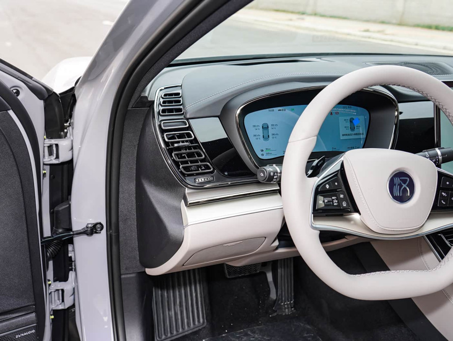 BYD Han DM-i 125KM Pre-Top 2025 - 16 BYD Han DM-i 125KM Pre-Top 2025 - 16 | kz.bex-auto.com