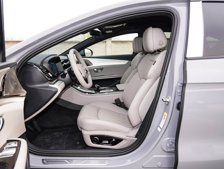 BYD Han DM-i 125KM Pre-Top 2025 - 15 BYD Han DM-i 125KM Pre-Top 2025 - 15 | kz.bex-auto.com