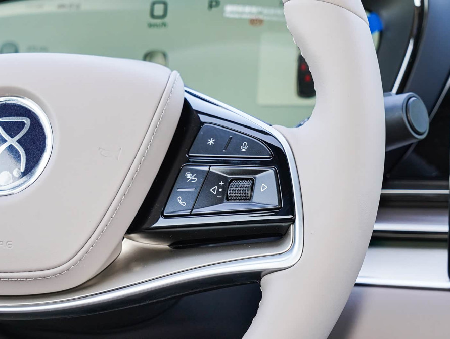 BYD Han DM-i 125KM Mid 2025 - 28 BYD Han DM-i 125KM Mid 2025 - 28 | kz.bex-auto.com