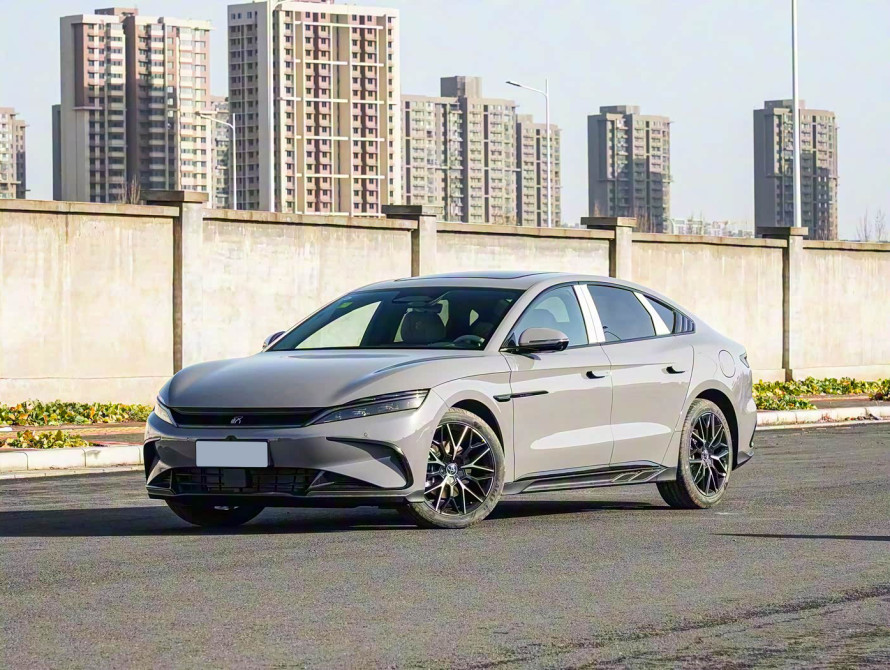 BYD Han DM-i 125KM Mid 2025 BYD Han DM-i 125KM Mid 2025 | kz.bex-auto.com