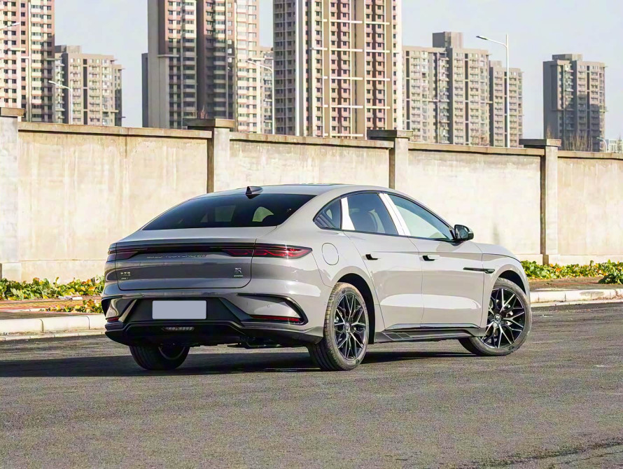 BYD Han DM-i 125KM Mid 2025 - 4 BYD Han DM-i 125KM Mid 2025 - 4 | kz.bex-auto.com