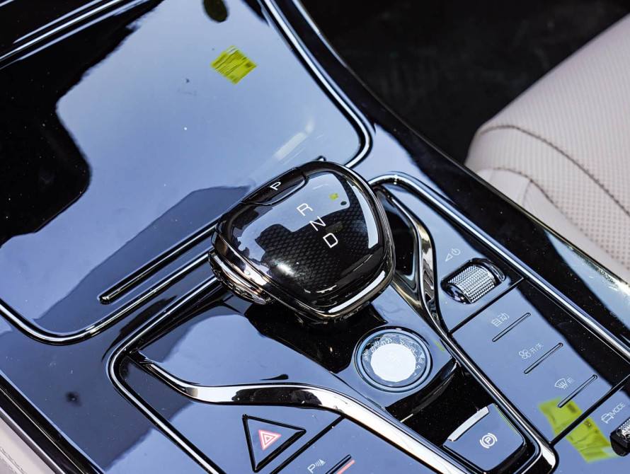 BYD Han DM-i 125KM Pre-Mid 2025 - 40 BYD Han DM-i 125KM Pre-Mid 2025 - 40 | kz.bex-auto.com