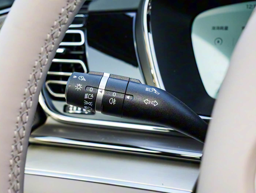 BYD Han DM-i 125KM Pre-Mid 2025 - 27 BYD Han DM-i 125KM Pre-Mid 2025 - 27 | kz.bex-auto.com