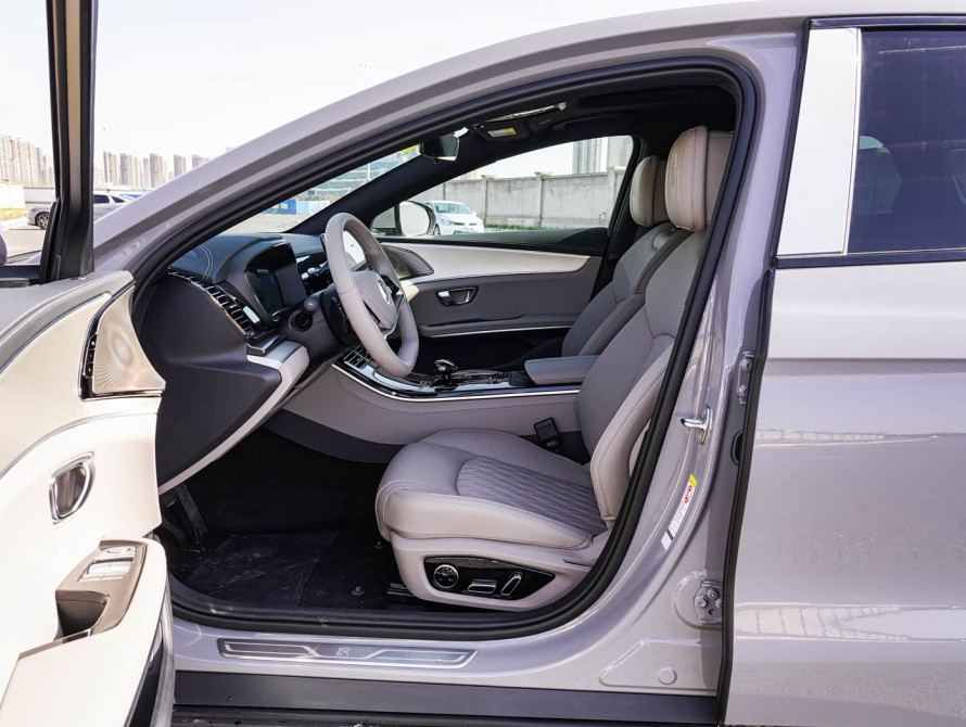 BYD Han DM-i 125KM Pre-Mid 2025 - 17 BYD Han DM-i 125KM Pre-Mid 2025 - 17 | kz.bex-auto.com