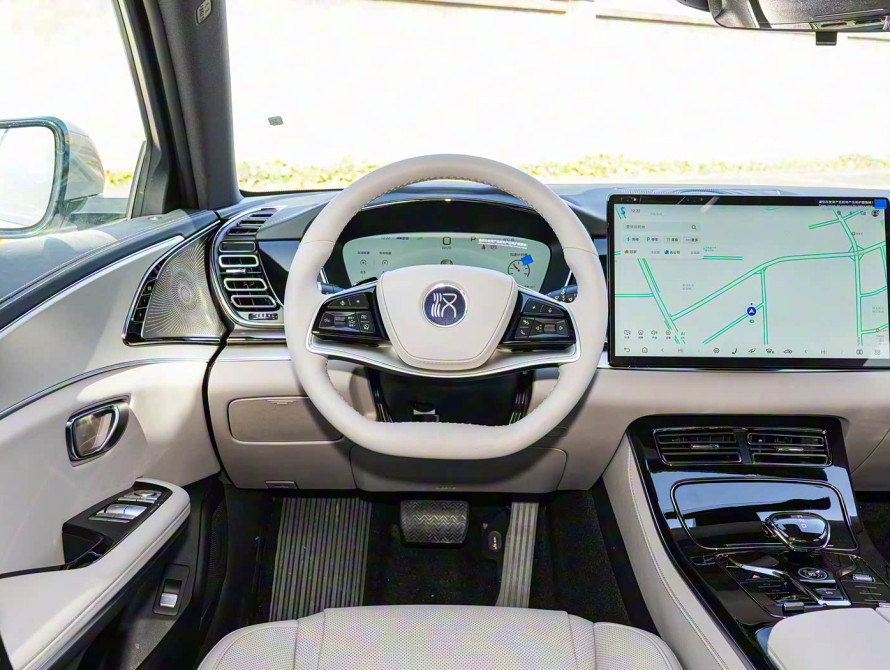 BYD Han DM-i 125KM Pre-Mid 2025 - 21 BYD Han DM-i 125KM Pre-Mid 2025 - 21 | kz.bex-auto.com