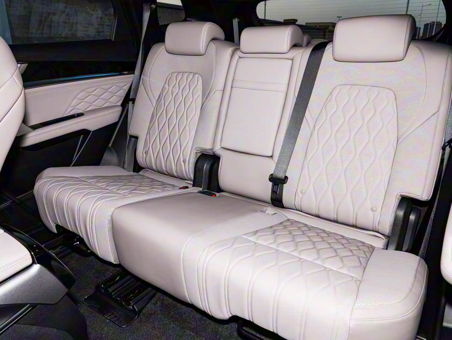 BYD Tang DM-i Top 2025 - 58 BYD Tang DM-i Top 2025 - 58 | kz.bex-auto.com