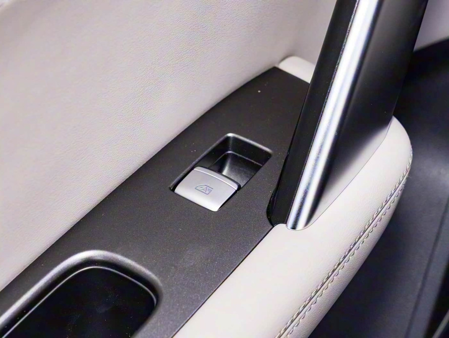 BYD Tang DM-i Top 2025 - 49 BYD Tang DM-i Top 2025 - 49 | kz.bex-auto.com