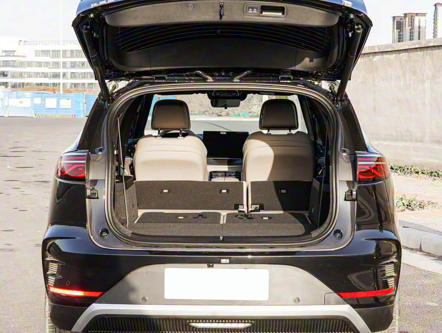 BYD Tang DM-i Top 2025 - 62 BYD Tang DM-i Top 2025 - 62 | kz.bex-auto.com