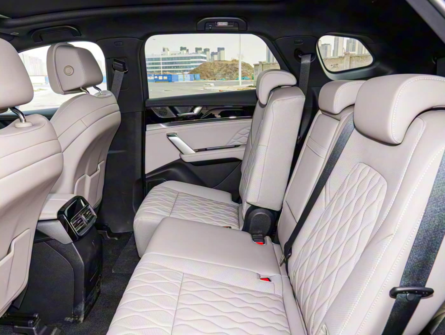 BYD Tang DM-i Top 2025 - 56 BYD Tang DM-i Top 2025 - 56 | kz.bex-auto.com