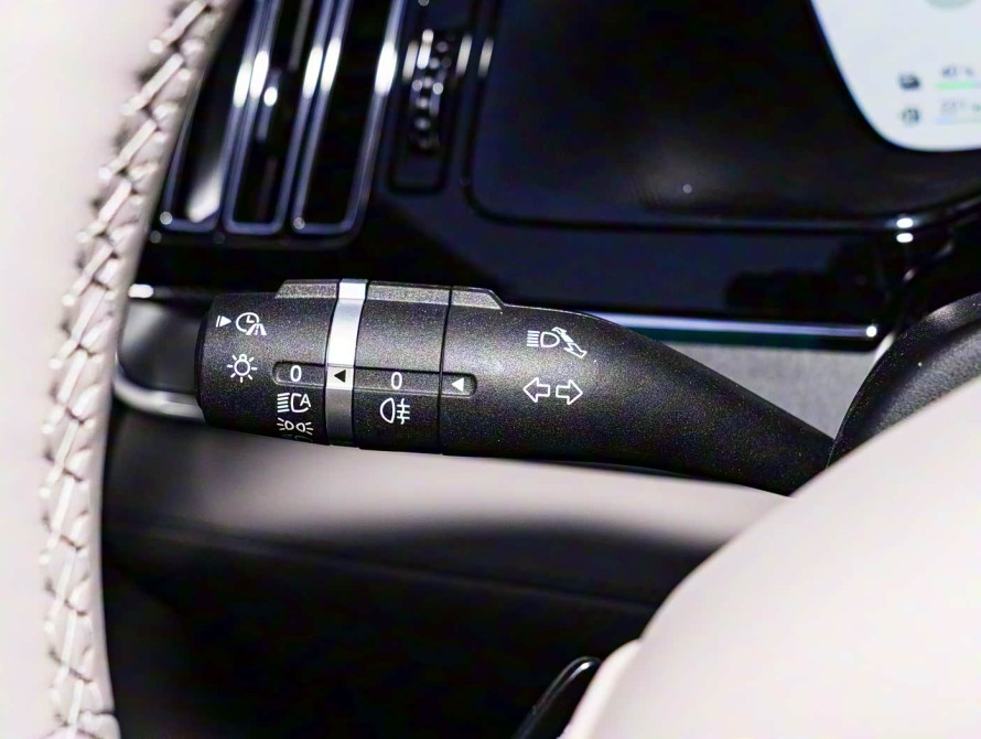 BYD Tang DM-i Top 2025 - 27 BYD Tang DM-i Top 2025 - 27 | kz.bex-auto.com