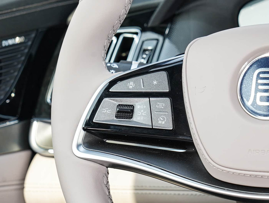 BYD Tang DM-i Top 2025 - 25 BYD Tang DM-i Top 2025 - 25 | kz.bex-auto.com