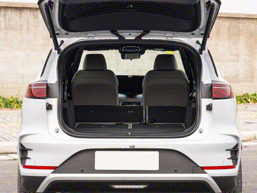 BYD Tang DM-i Mid 2025 - 67 BYD Tang DM-i Mid 2025 - 67 | kz.bex-auto.com