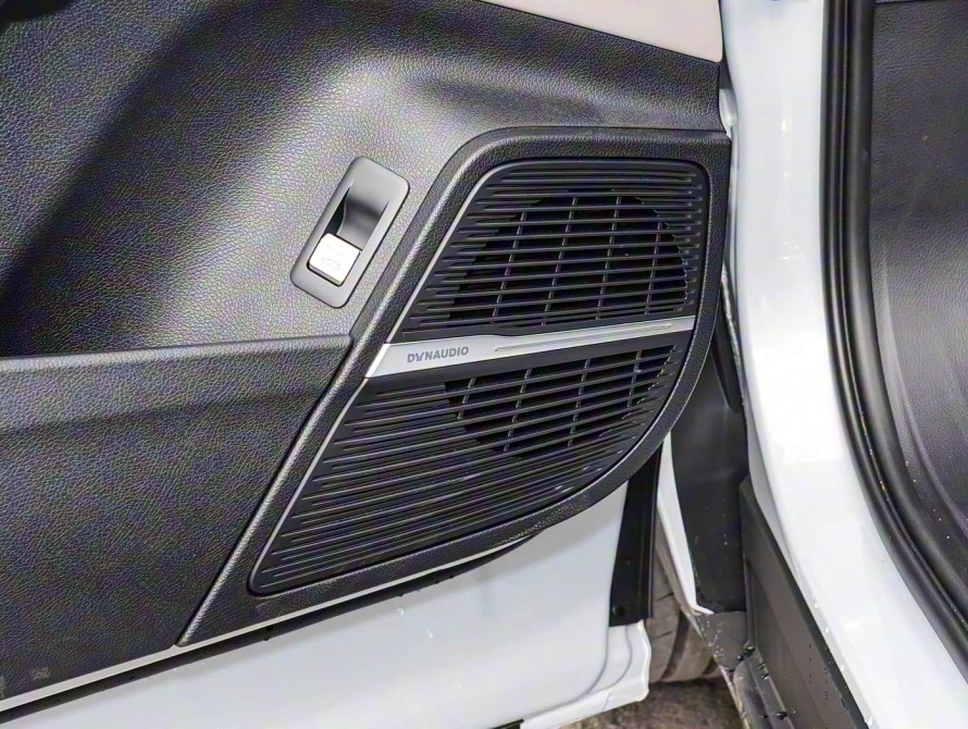 BYD Tang DM-i Mid 2025 - 12 BYD Tang DM-i Mid 2025 - 12 | kz.bex-auto.com