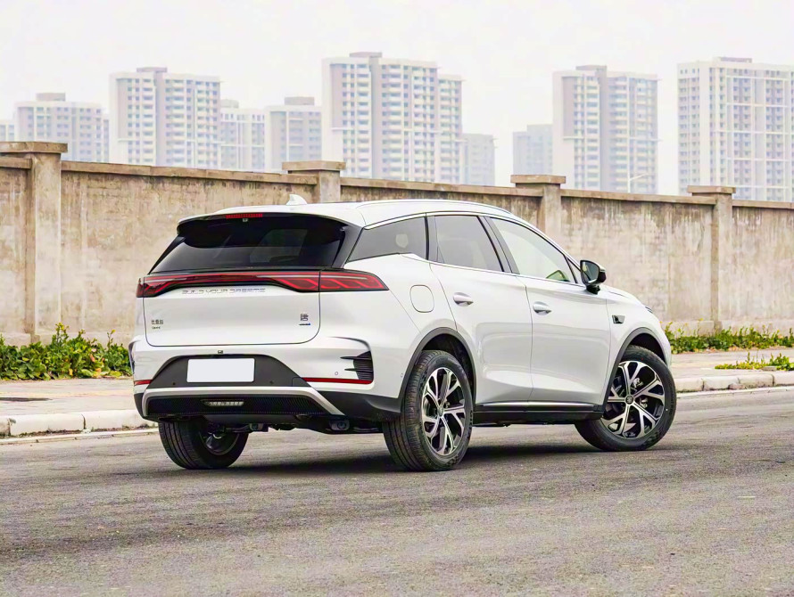 BYD Tang DM-i Mid 2025 - 4 BYD Tang DM-i Mid 2025 - 4 | kz.bex-auto.com