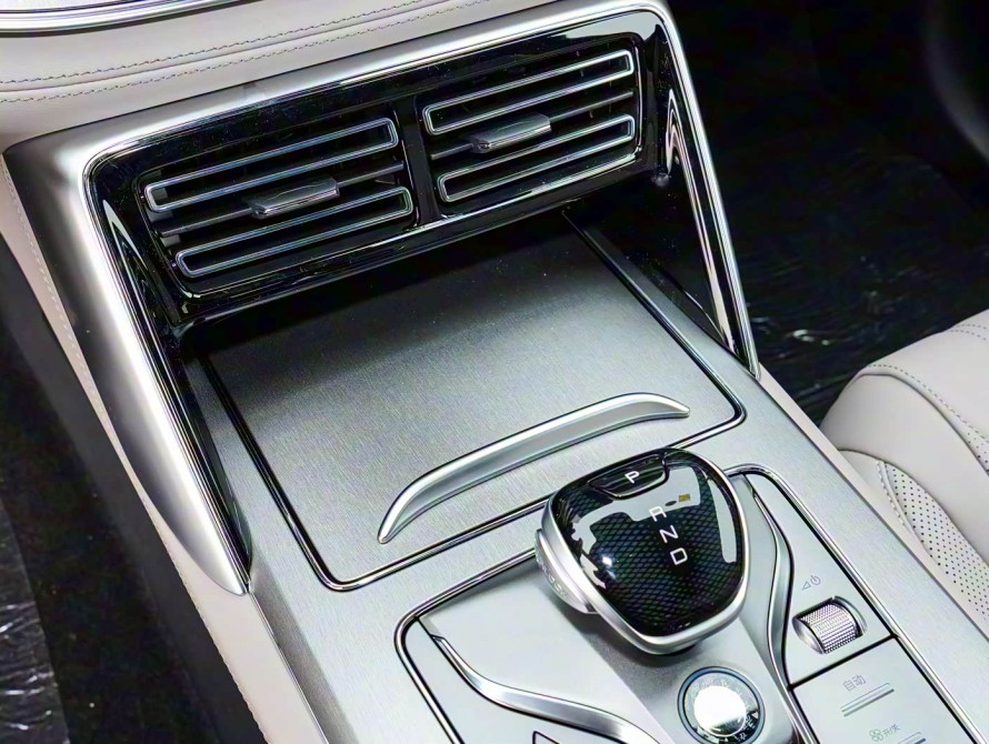 BYD Tang DM-i Mid 2025 - 39 BYD Tang DM-i Mid 2025 - 39 | kz.bex-auto.com