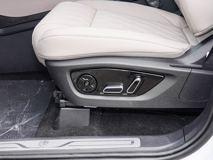 BYD Tang DM-i Mid 2025 - 14 BYD Tang DM-i Mid 2025 - 14 | kz.bex-auto.com