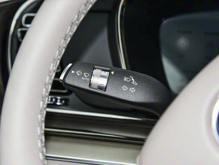 BYD Han DM-i 245KM Mid+ 2025 - 28 BYD Han DM-i 245KM Mid+ 2025 - 28 | kz.bex-auto.com