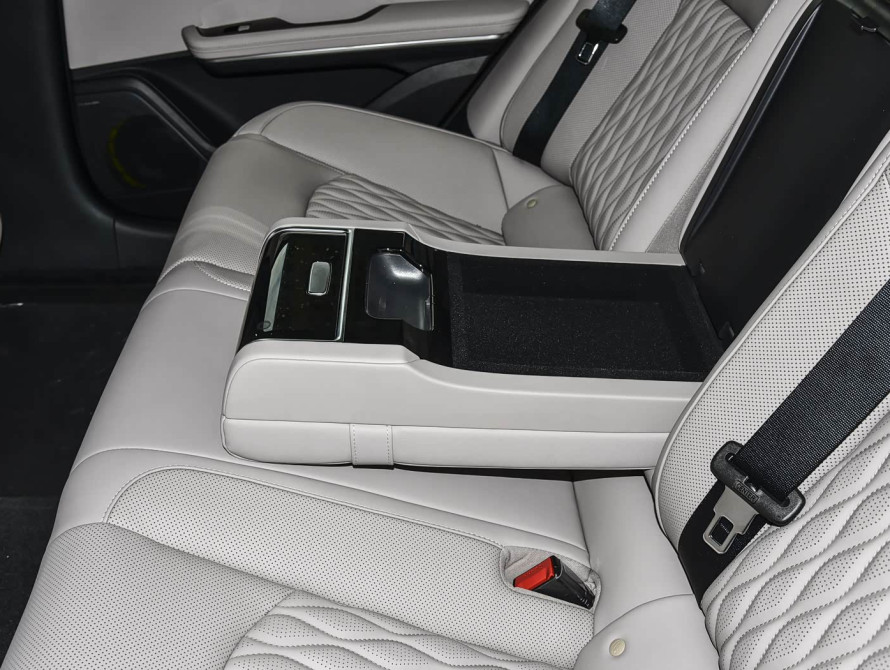 BYD Han DM-i 245KM Mid+ 2025 - 54 BYD Han DM-i 245KM Mid+ 2025 - 54 | kz.bex-auto.com