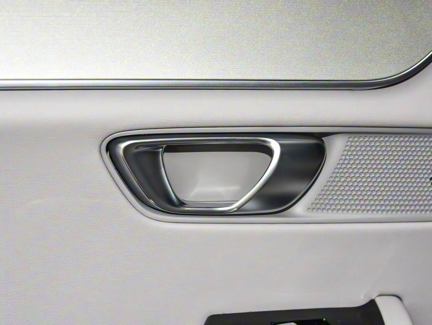 BYD Han DM-i 245KM Mid+ 2025 - 49 BYD Han DM-i 245KM Mid+ 2025 - 49 | kz.bex-auto.com