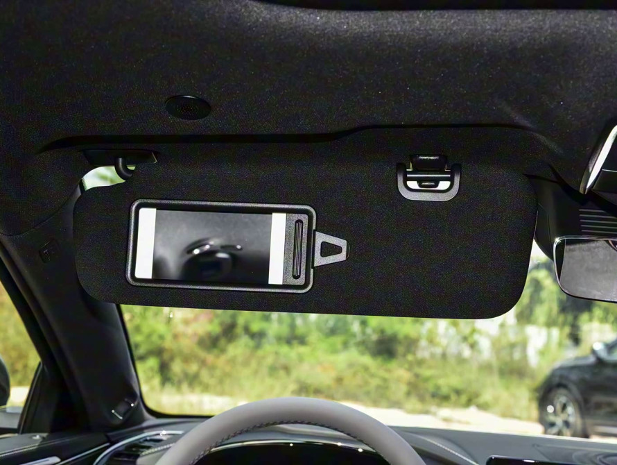 BYD Han DM-i 245KM Mid 2025 - 18 BYD Han DM-i 245KM Mid 2025 - 18 | kz.bex-auto.com