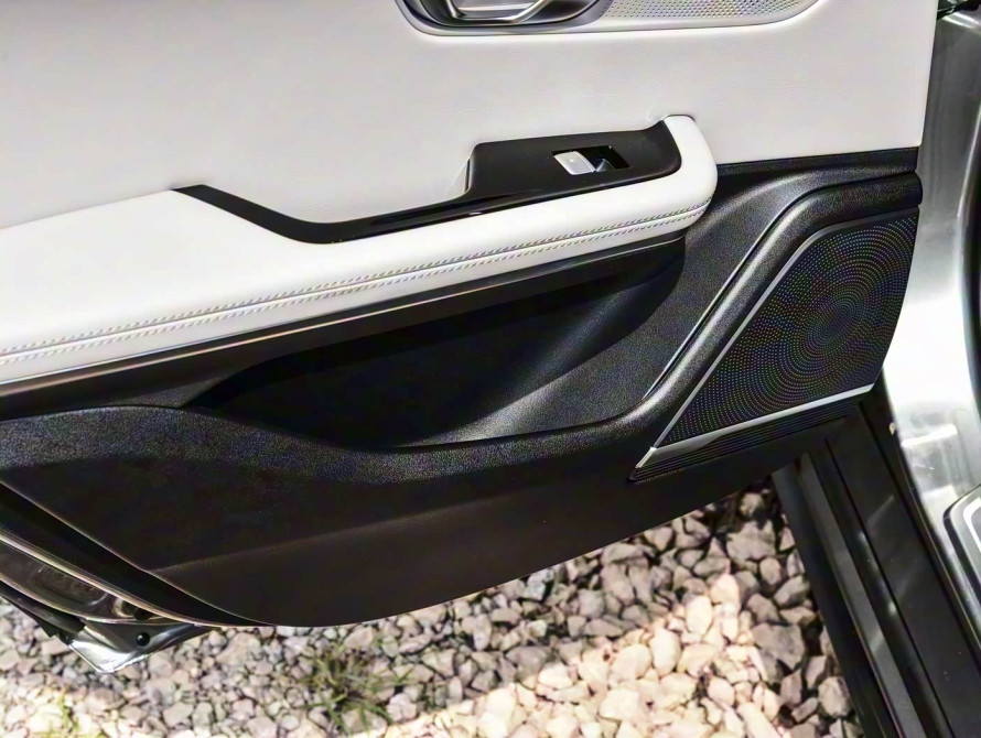 BYD Han DM-i 245KM Mid 2025 - 48 BYD Han DM-i 245KM Mid 2025 - 48 | kz.bex-auto.com