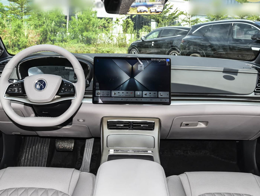 BYD Han DM-i 245KM Mid 2025 - 22 BYD Han DM-i 245KM Mid 2025 - 22 | kz.bex-auto.com