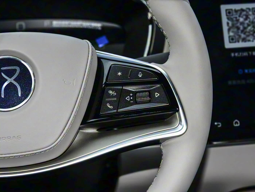 BYD Han DM-i 245KM Mid 2025 - 30 BYD Han DM-i 245KM Mid 2025 - 30 | kz.bex-auto.com