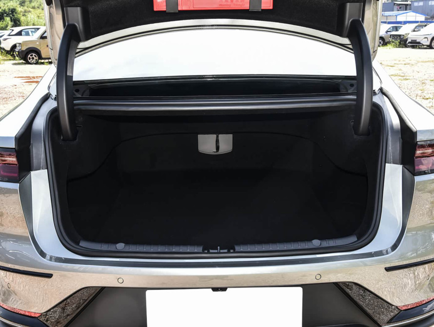 BYD Han DM-i 245KM Mid 2025 - 56 BYD Han DM-i 245KM Mid 2025 - 56 | kz.bex-auto.com