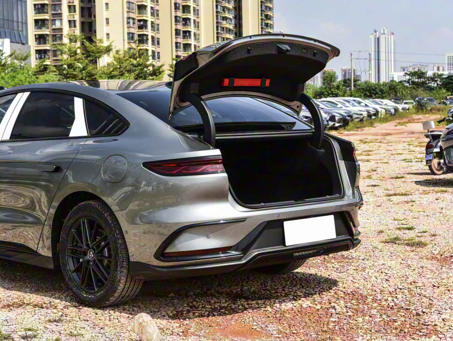 BYD Han DM-i 245KM Mid 2025 - 55 BYD Han DM-i 245KM Mid 2025 - 55 | kz.bex-auto.com