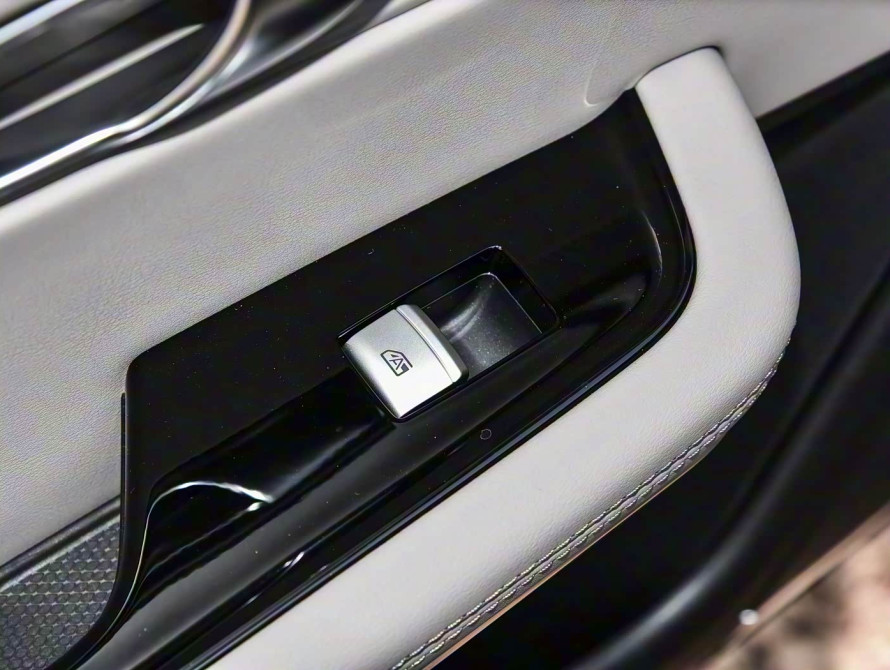 BYD Han DM-i 245KM Mid 2025 - 47 BYD Han DM-i 245KM Mid 2025 - 47 | kz.bex-auto.com