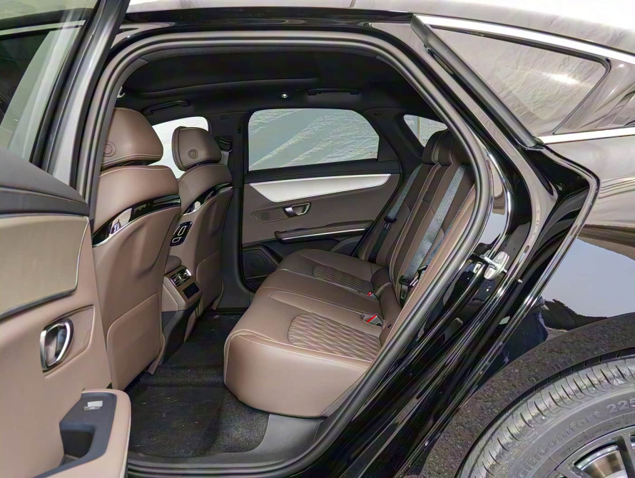 BYD Han DM-i 245KM Basic 2025 - 46 BYD Han DM-i 245KM Basic 2025 - 46 | kz.bex-auto.com