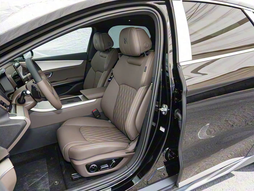 BYD Han DM-i 245KM Basic 2025 - 12 BYD Han DM-i 245KM Basic 2025 - 12 | kz.bex-auto.com