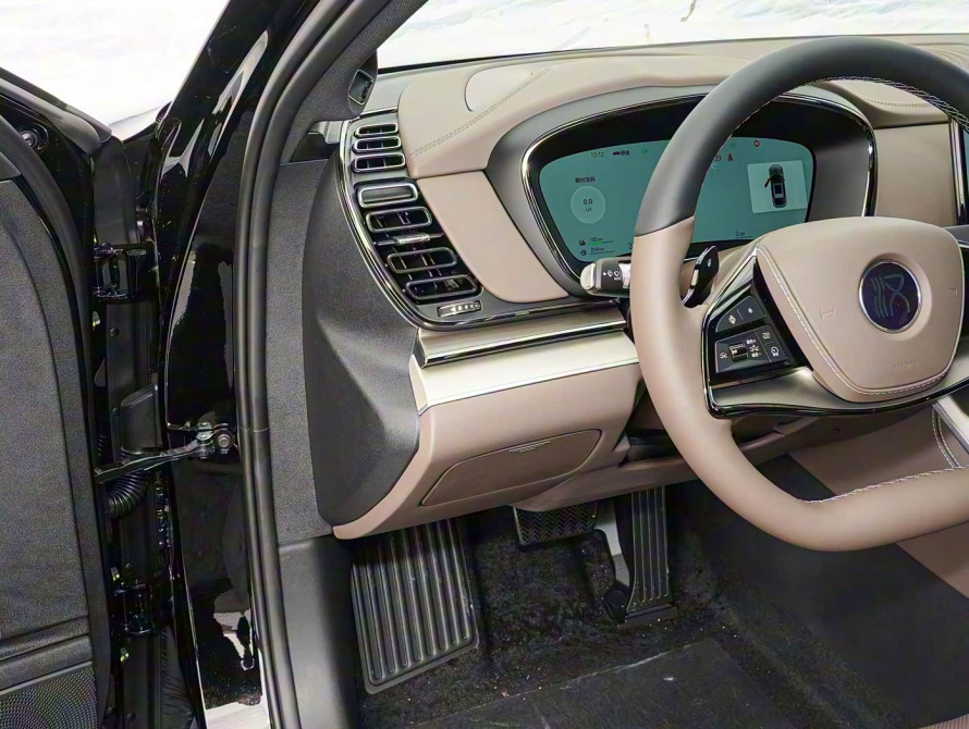 BYD Han DM-i 245KM Basic 2025 - 15 BYD Han DM-i 245KM Basic 2025 - 15 | kz.bex-auto.com