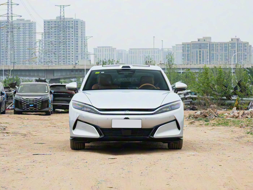 BYD Han L DM-i 200KM Basic 2025 - 1 BYD Han L DM-i 200KM Basic 2025 - 1 | kz.bex-auto.com