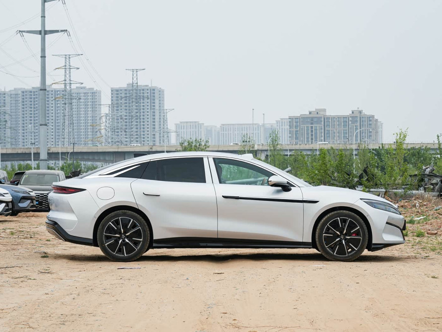 BYD Han L DM-i 200KM Basic 2025 - 3 BYD Han L DM-i 200KM Basic 2025 - 3 | kz.bex-auto.com