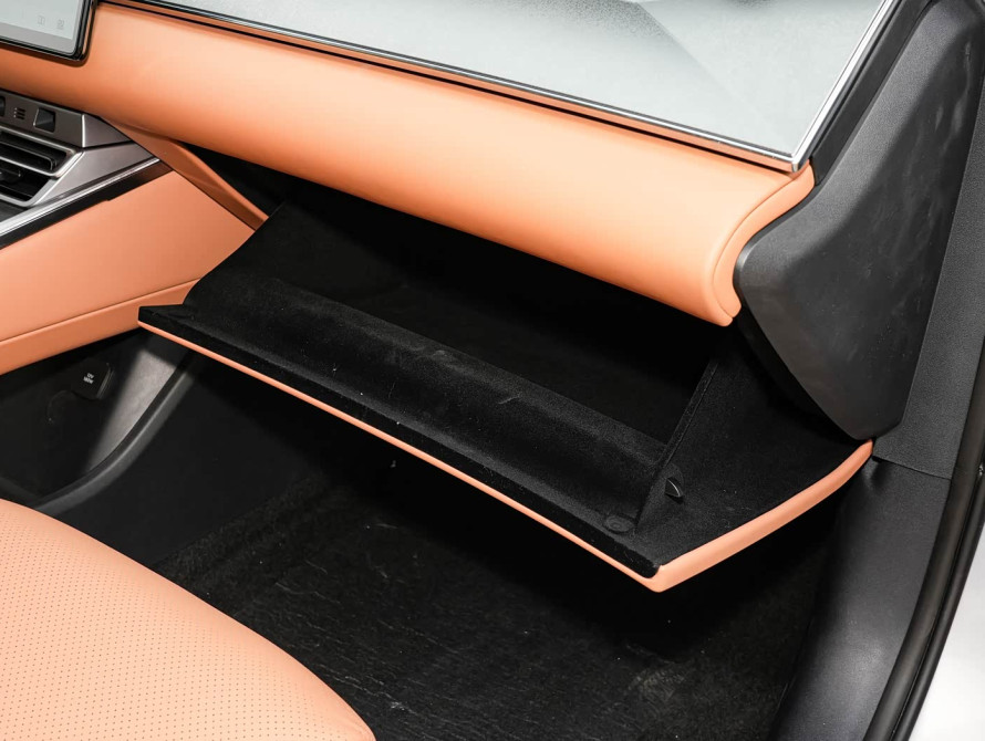 BYD Han L DM-i 200KM Basic 2025 - 43 BYD Han L DM-i 200KM Basic 2025 - 43 | kz.bex-auto.com