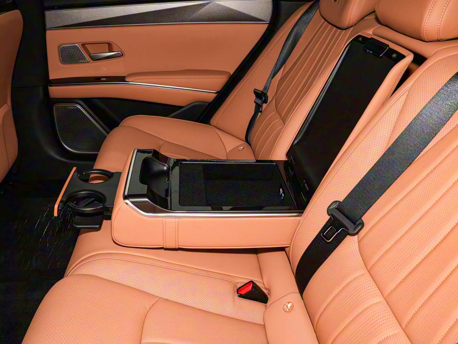 BYD Han L DM-i 200KM Basic 2025 - 50 BYD Han L DM-i 200KM Basic 2025 - 50 | kz.bex-auto.com