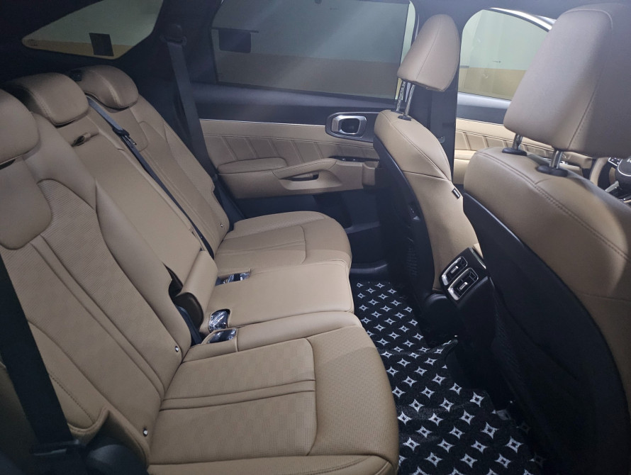 KIA Sorento Prestige 2025 - 7 KIA Sorento Prestige 2025 - 7 | kz.bex-auto.com