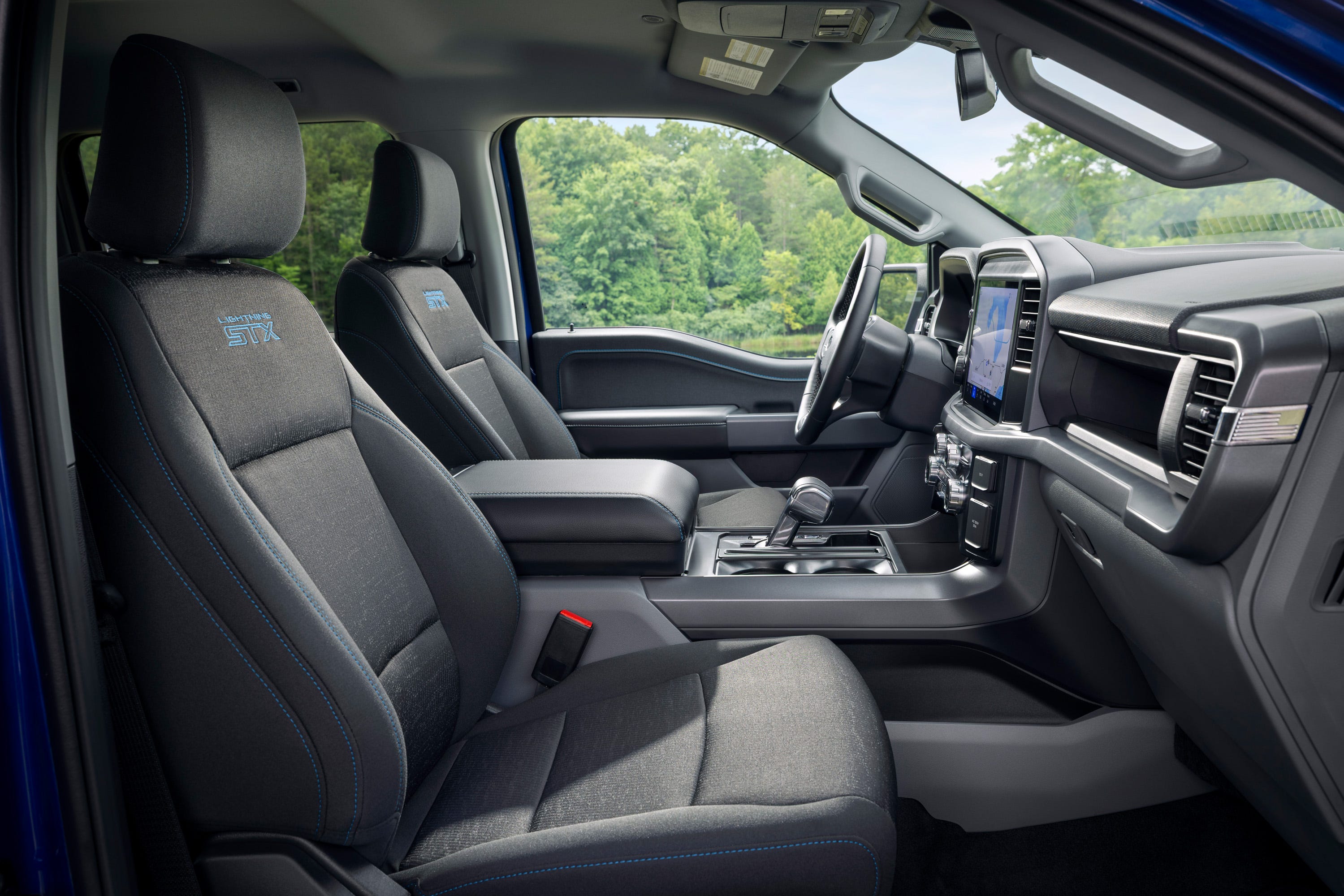 Ford отказывается от чистого электричества: F-150 Lightning вернётся в гибридном формате