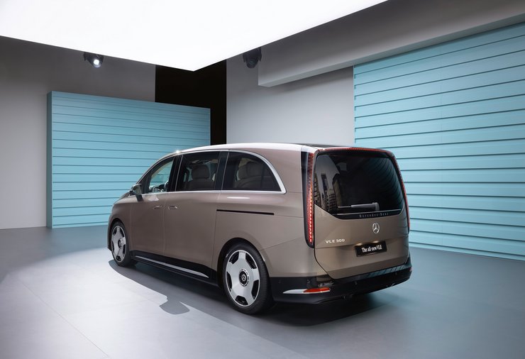 Новый электрический минивэн Mercedes VLE дебютировал: роскошная замена V-Class